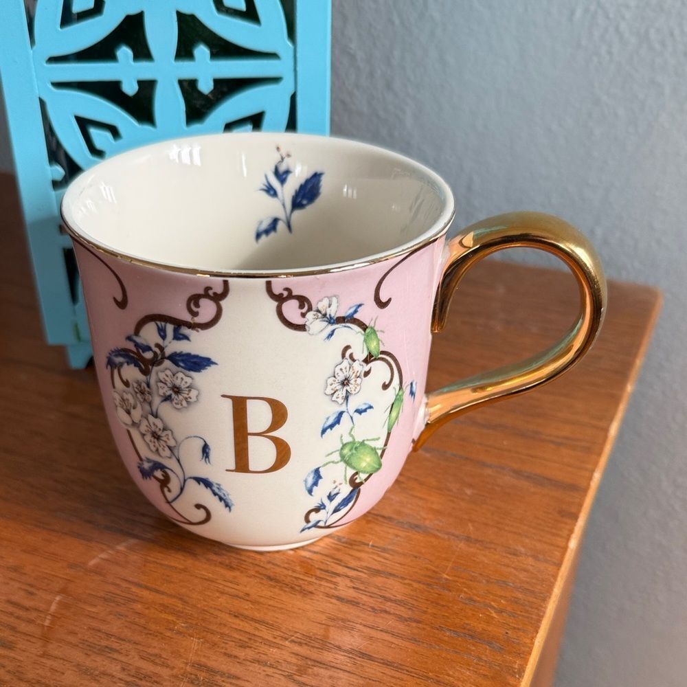 Anthropologie Lou Rota Nature Table Monogram Mug